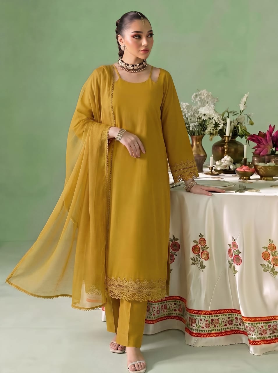 Golden Mustard – Solid Lawn Cotton 3-Piece with Chiffon Dupatta