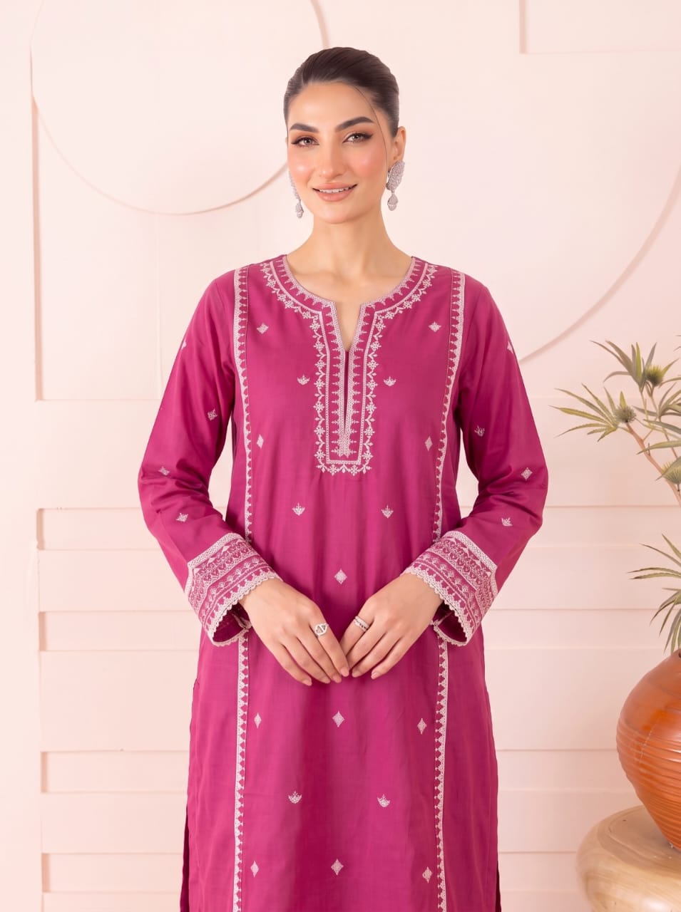 Royal Pink – Embroidered Lawn 2 Piece Suit