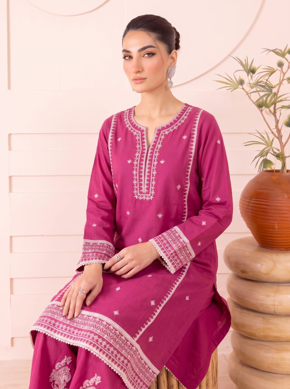 Royal Pink – Embroidered Lawn 2 Piece Suit